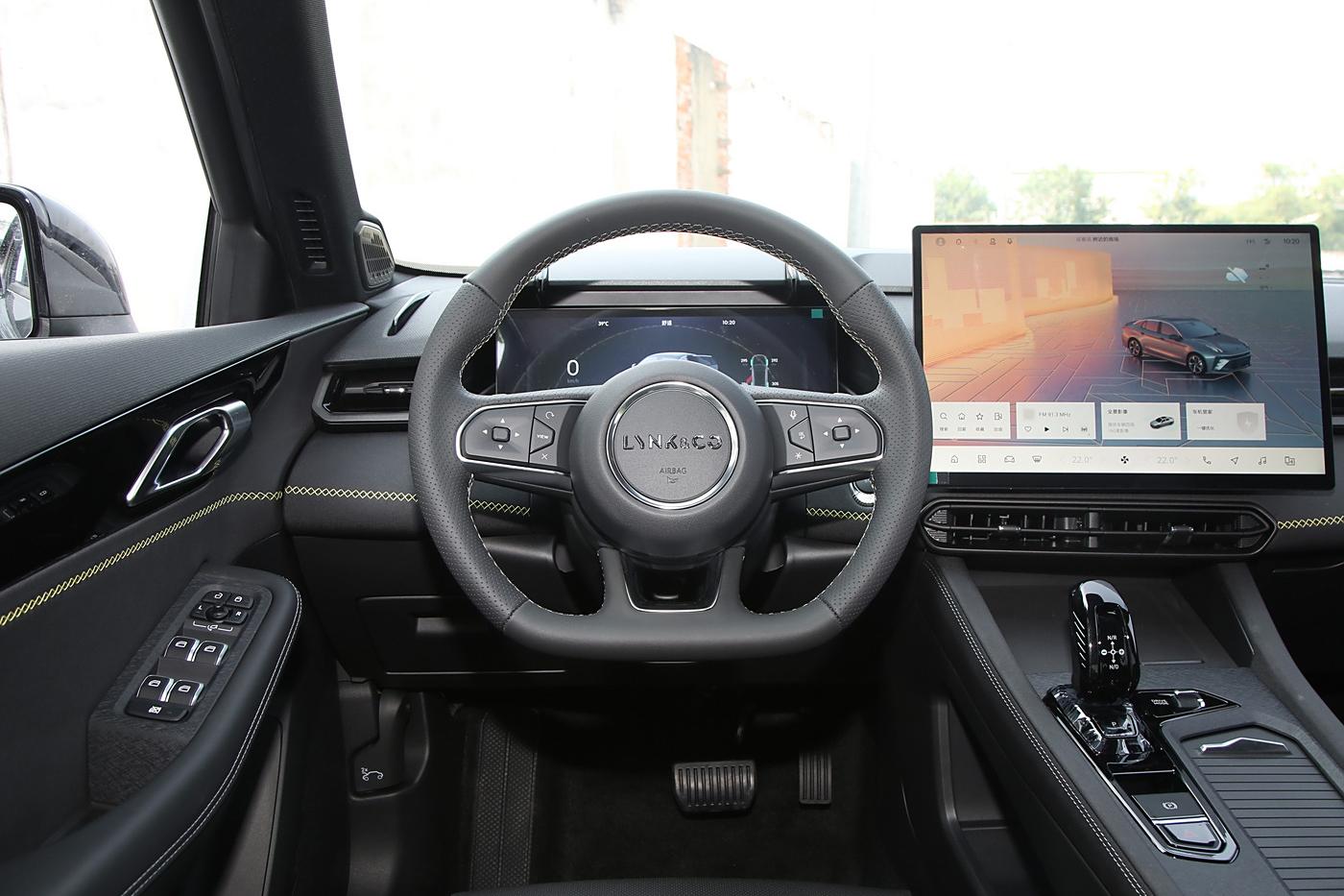 lynk&co 03-6.jpg